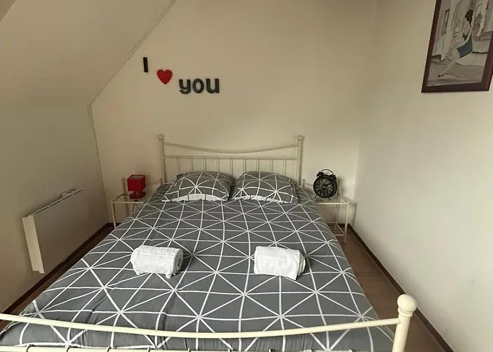 Reve Divin T4 Avec Parking-barbecue-laverie-bagagerie-salle De Sport-aire De Jeux-climatise *